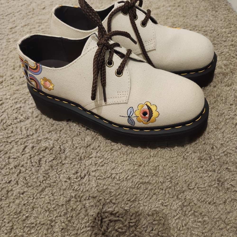 Doc Marten Retro Ray Shoes Size 41 Or 9 Women's